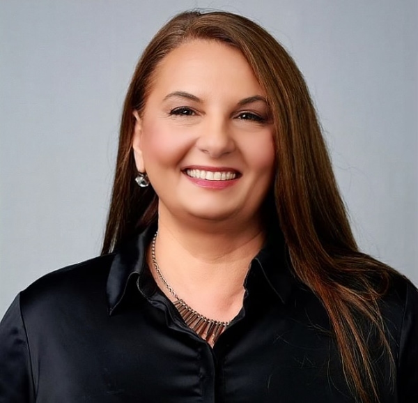 Roxanne Allessandro, Principal