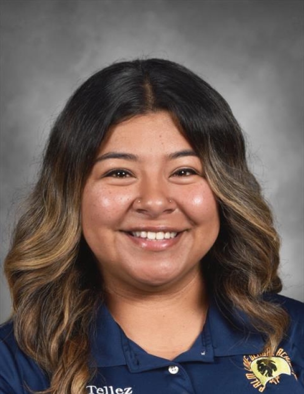 Viviana Tellez, Community School Coordinator