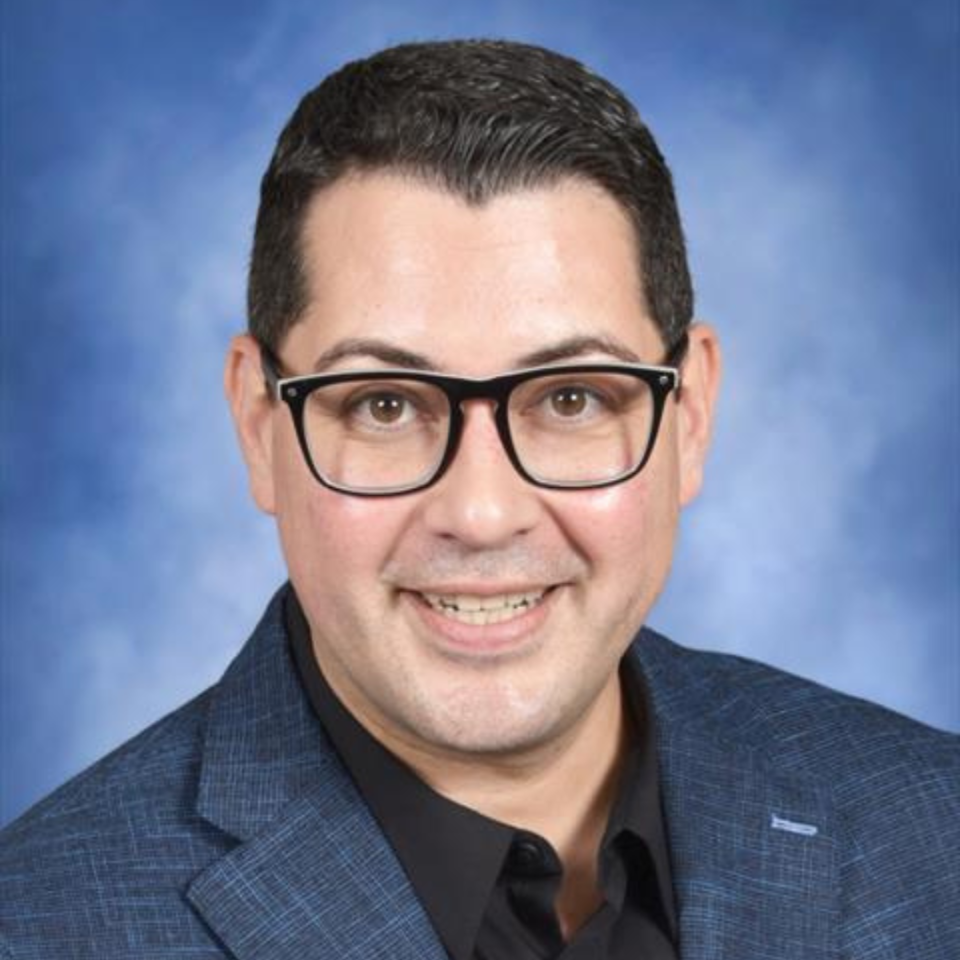 Jay Proano, Principal