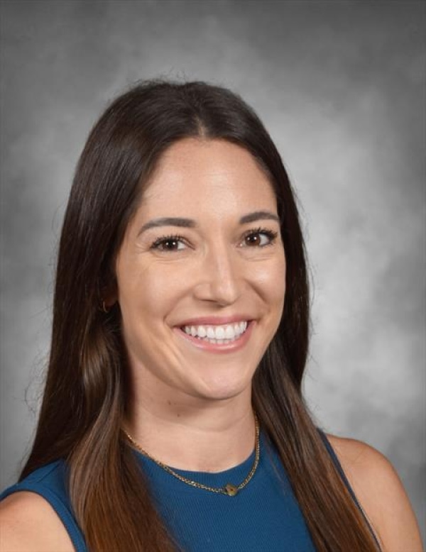 Ashton Faragalli, 5th Grade Teacher