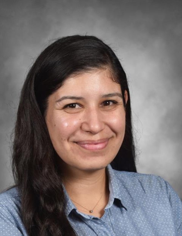 Lizette Sifuentes, Office Manager